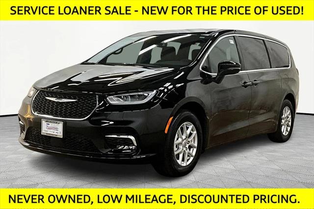 2025 Chrysler Pacifica PACIFICA SELECT