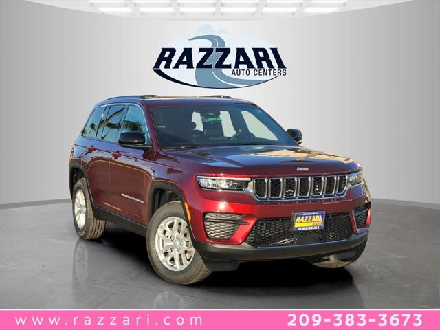 2025 Jeep Grand Cherokee GRAND CHEROKEE LAREDO X 4X4