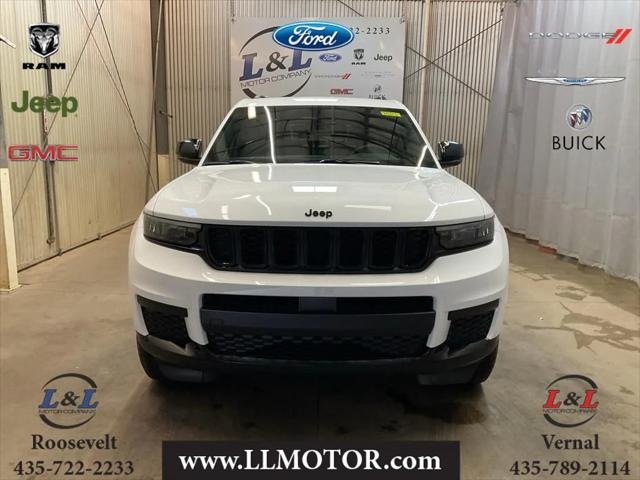 2025 Jeep Grand Cherokee GRAND CHEROKEE L ALTITUDE 4X4