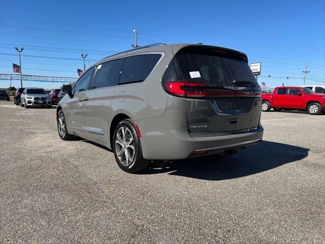 2025 Chrysler Pacifica PACIFICA PINNACLE