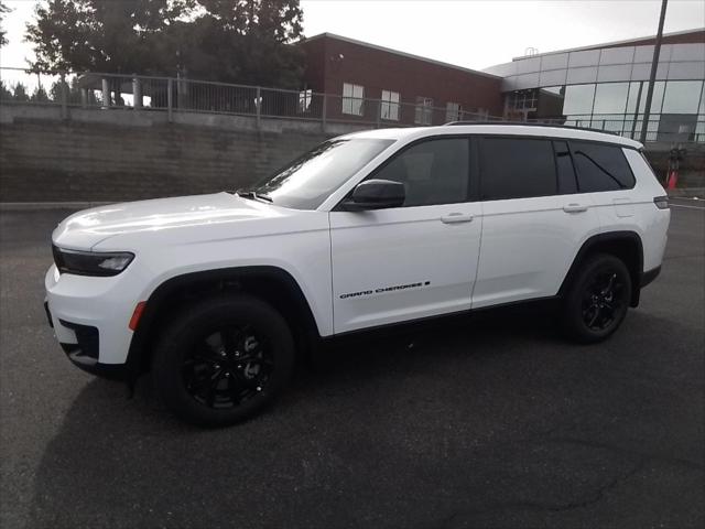 2025 Jeep Grand Cherokee GRAND CHEROKEE L ALTITUDE X 4X4