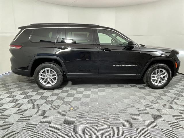 2025 Jeep Grand Cherokee GRAND CHEROKEE L LAREDO 4X4