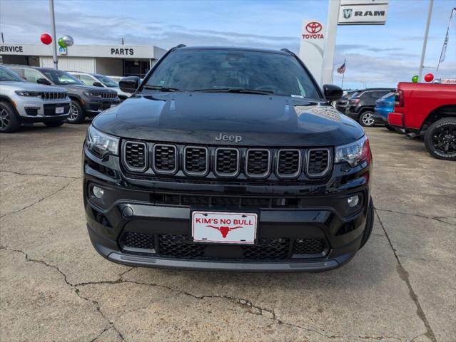 2025 Jeep Compass COMPASS LATITUDE 4X4