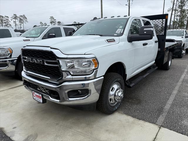 2024 RAM Ram 3500 Chassis Cab RAM 3500 TRADESMAN CREW CAB CHASSIS 4X4 60 CA
