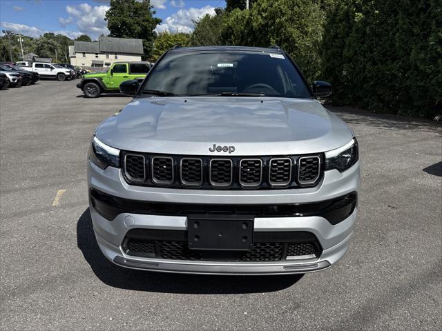 2025 Jeep Compass COMPASS LIMITED 4X4