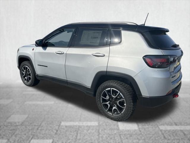 2025 Jeep Compass COMPASS TRAILHAWK 4X4