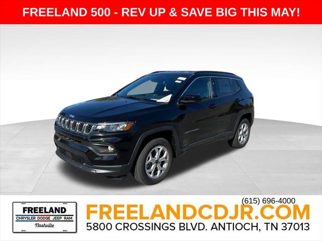 2025 Jeep Compass COMPASS LATITUDE 4X4