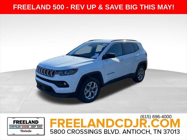 2025 Jeep Compass COMPASS LATITUDE 4X4
