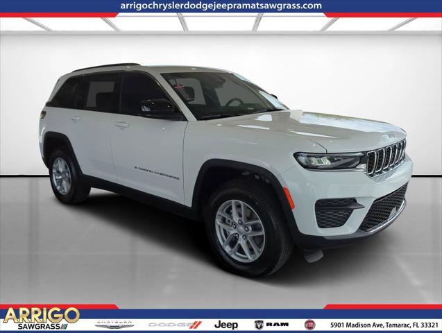 2025 Jeep Grand Cherokee GRAND CHEROKEE LAREDO X 4X2