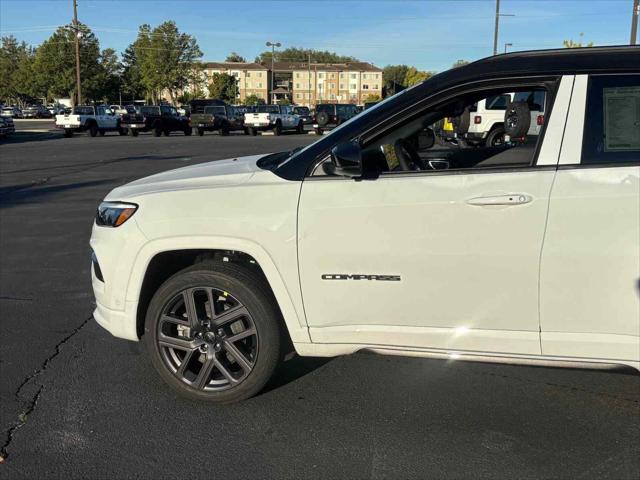 2025 Jeep Compass COMPASS LIMITED 4X4