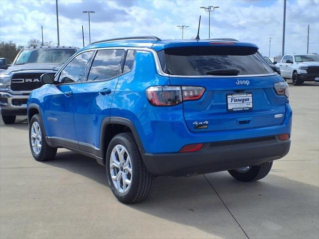 2025 Jeep Compass COMPASS LATITUDE 4X4