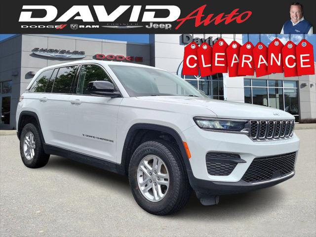 2023 Jeep Grand Cherokee Laredo 4x4