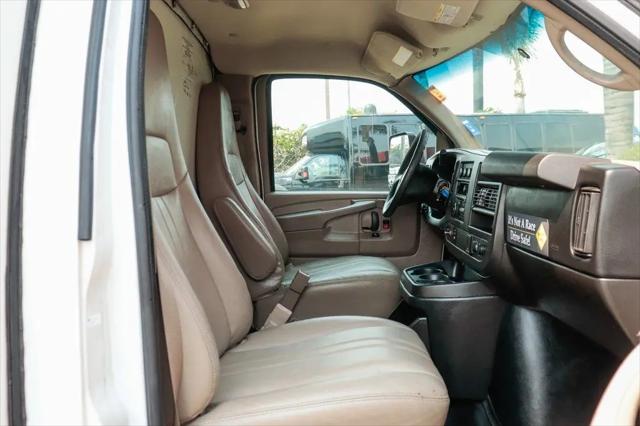 2015 Chevrolet Express Cutaway 4500