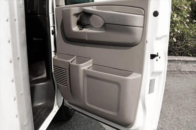2015 Chevrolet Express Cutaway 4500