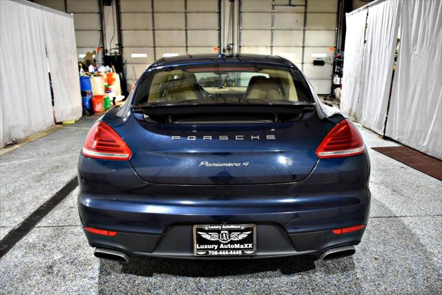 2014 Porsche Panamera 4