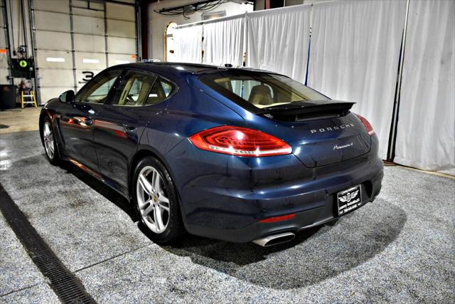 2014 Porsche Panamera 4