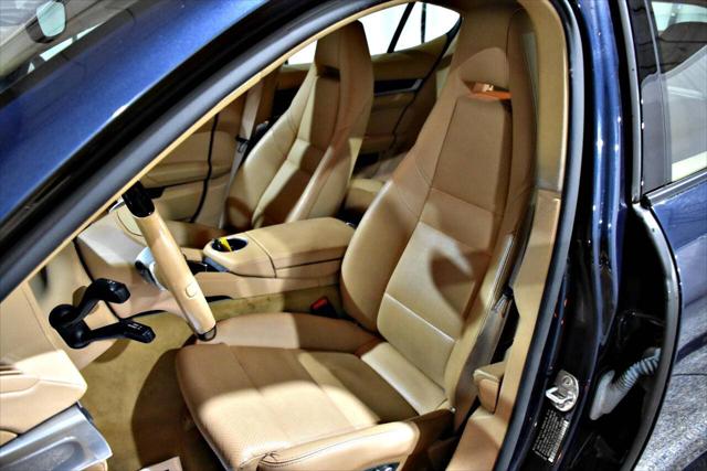 2014 Porsche Panamera 4