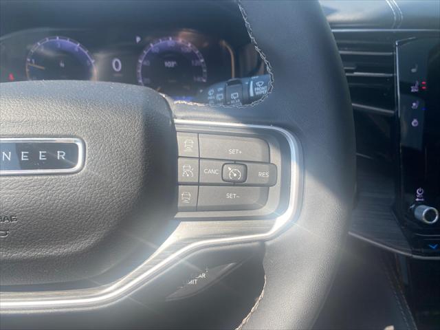 2023 Jeep Wagoneer Series III 4x4