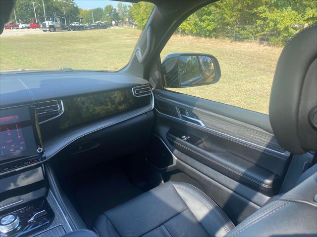 2023 Jeep Wagoneer Series III 4x4