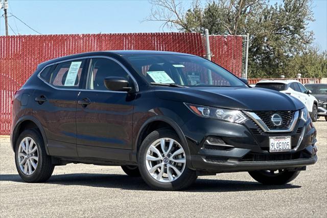2022 Nissan Rogue Sport S FWD Xtronic CVT