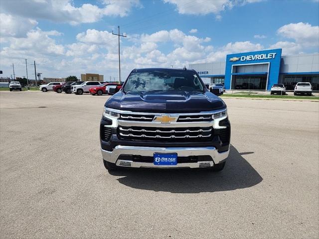 2022 Chevrolet Silverado 1500 2WD Crew Cab Short Bed LTZ