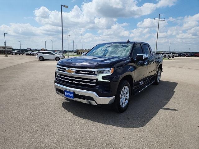 2022 Chevrolet Silverado 1500 2WD Crew Cab Short Bed LTZ