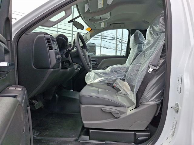 2024 Chevrolet Silverado 6500HD 1WT