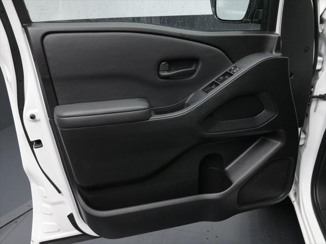 2022 Nissan Frontier Crew Cab S 4x4