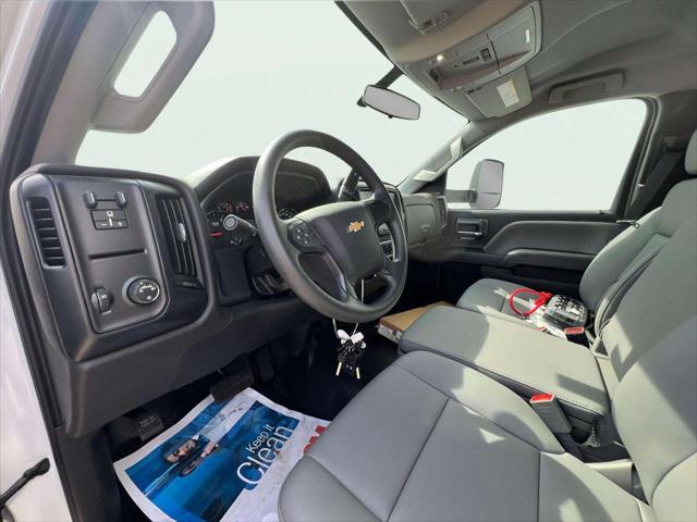 2024 Chevrolet Silverado 6500HD 1WT