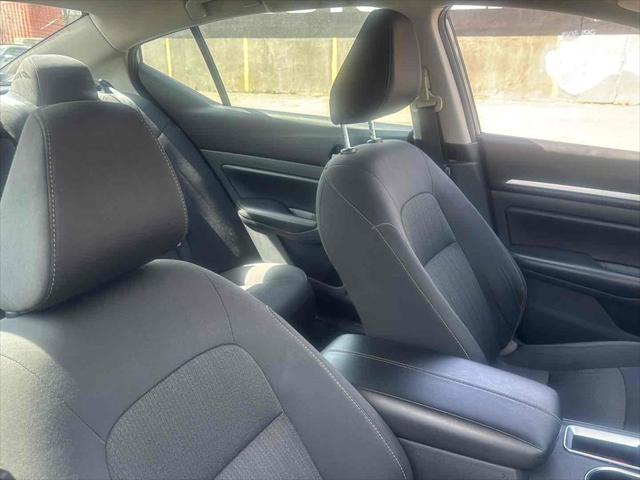 2022 Nissan Altima SV FWD