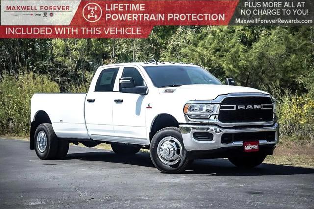 2024 RAM Ram 3500 RAM 3500 TRADESMAN CREW CAB 4X4 8 BOX