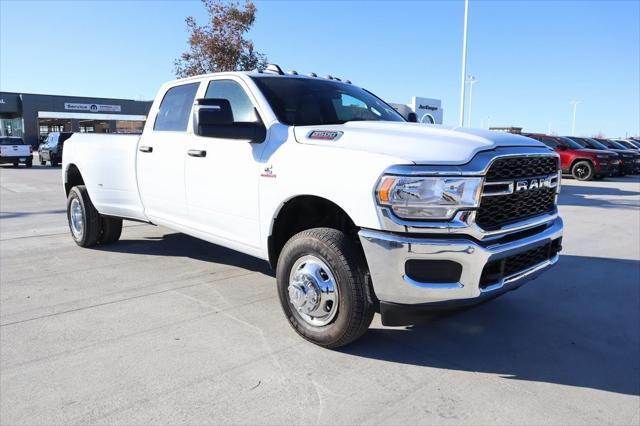 2024 RAM Ram 3500 RAM 3500 TRADESMAN CREW CAB 4X4 8 BOX