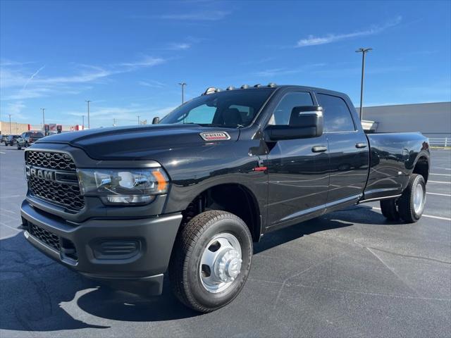 2024 RAM Ram 3500 RAM 3500 TRADESMAN CREW CAB 4X4 8 BOX