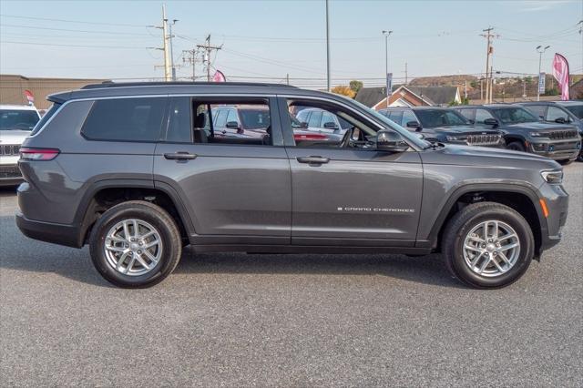 2025 Jeep Grand Cherokee GRAND CHEROKEE L LAREDO X 4X4