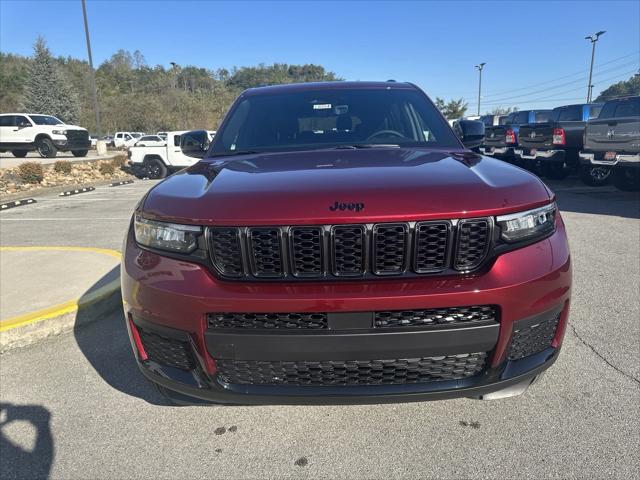 2025 Jeep Grand Cherokee GRAND CHEROKEE L ALTITUDE 4X4