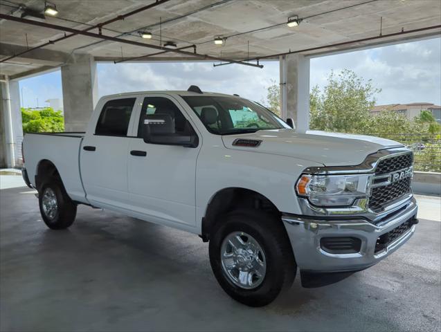 2024 RAM Ram 2500 RAM 2500 TRADESMAN CREW CAB 4X4 64 BOX