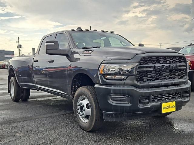 2024 RAM Ram 3500 RAM 3500 TRADESMAN CREW CAB 4X4 8 BOX