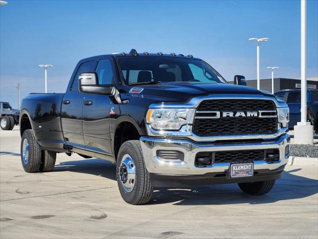 2024 RAM Ram 3500 RAM 3500 TRADESMAN CREW CAB 4X4 8 BOX