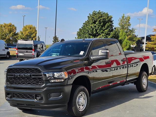 2024 RAM Ram 2500 RAM 2500 TRADESMAN CREW CAB 4X4 8 BOX