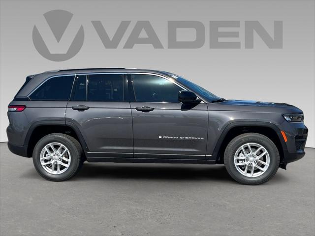 2025 Jeep Grand Cherokee GRAND CHEROKEE LAREDO X 4X2