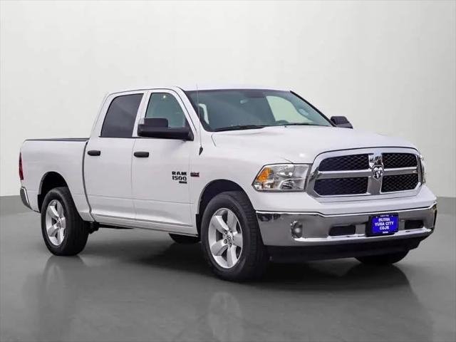 2024 Ram 1500 Classic Tradesman Crew Cab 4x4 5'7" Box