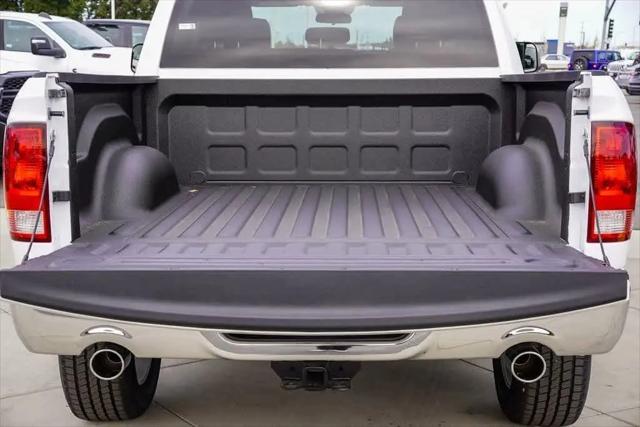 2024 Ram 1500 Classic Tradesman Crew Cab 4x4 5'7" Box