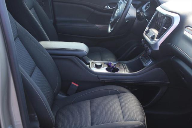 2023 GMC Acadia FWD SLE