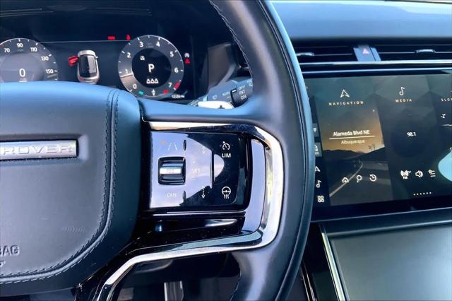 2025 Land Rover Range Rover Velar P250 Dynamic SE