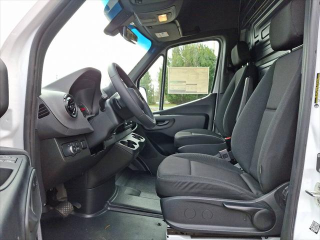 2025 Mercedes-Benz Sprinter 2500 Standard Roof 4-Cyl Diesel HO