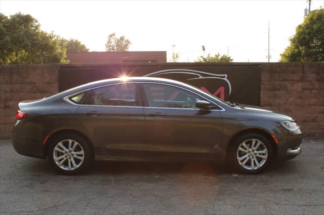 2016 Chrysler 200 Limited