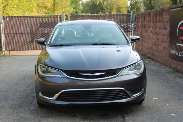 2016 Chrysler 200 Limited