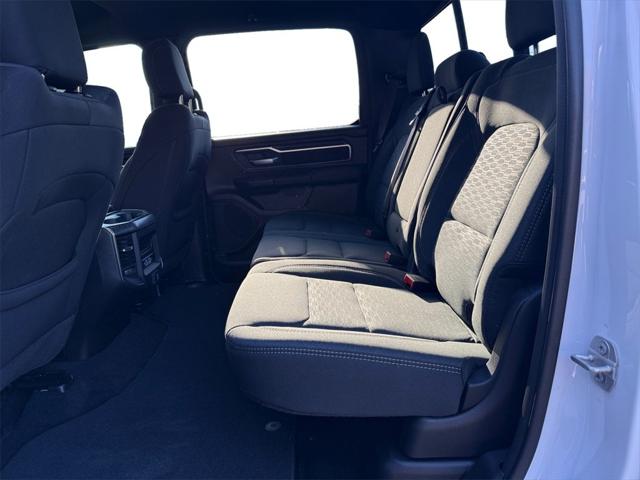 2025 Ram 1500 Big Horn Crew Cab 4x4 5'7" Box