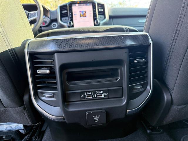 2025 Ram 1500 Big Horn Crew Cab 4x4 5'7" Box
