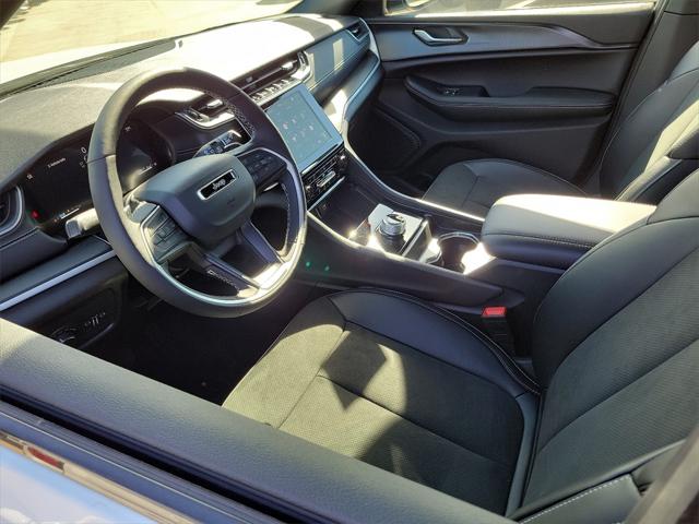 2025 Jeep Grand Cherokee GRAND CHEROKEE L ALTITUDE X 4X2
